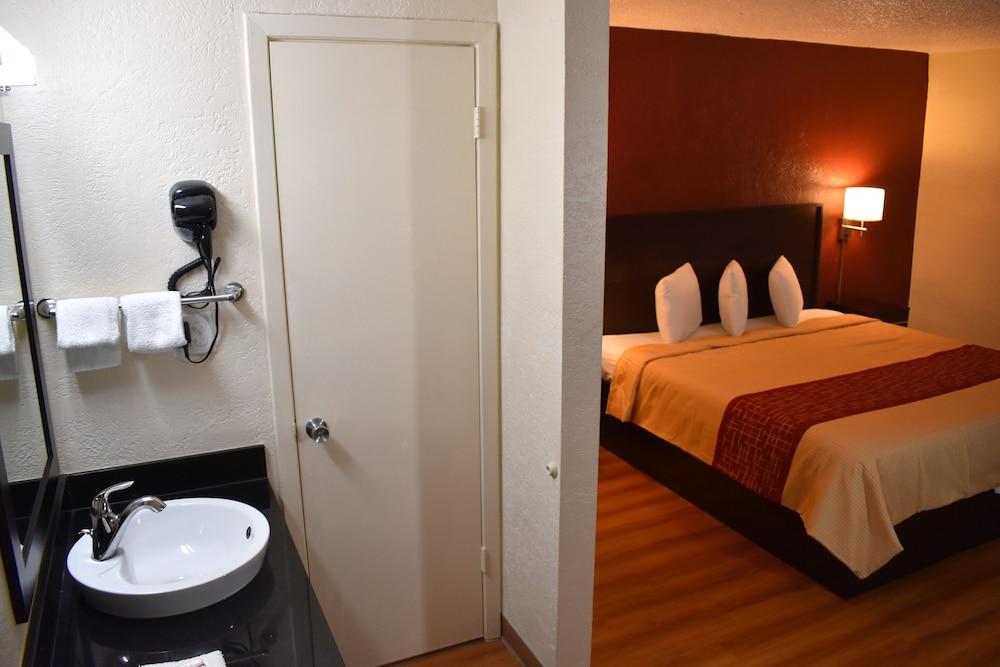 Red Roof Inn San Antonio Northeast - Rittiman Rd 외부 사진