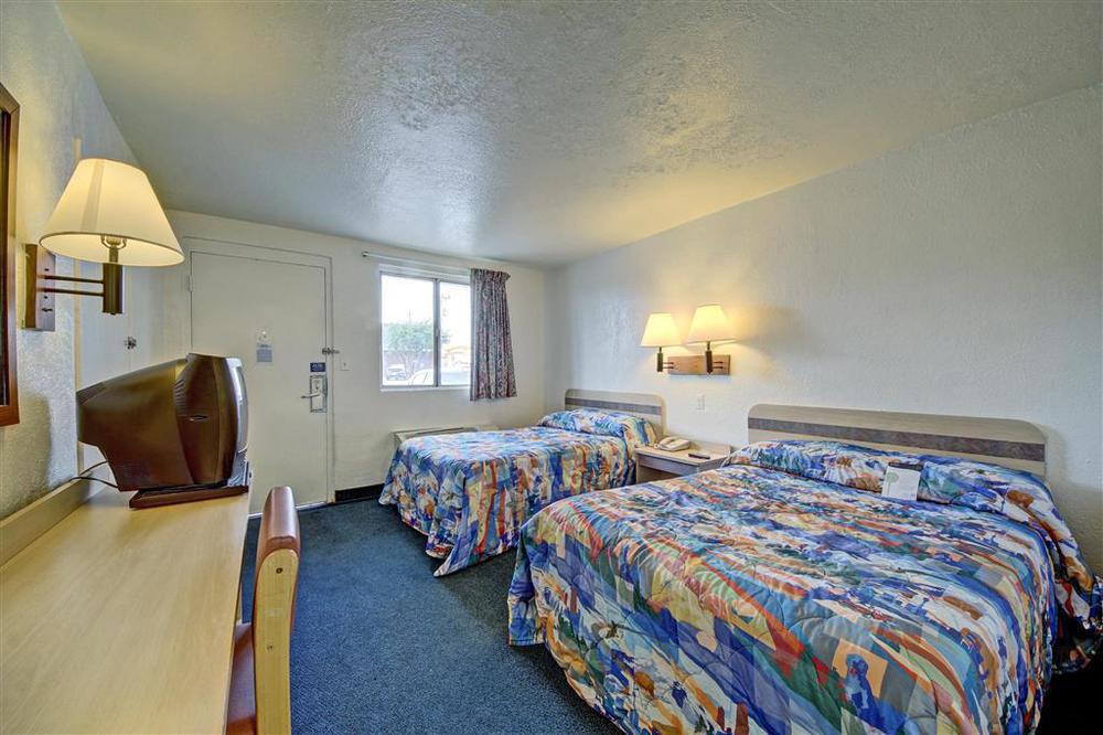 Red Roof Inn San Antonio Northeast - Rittiman Rd 객실 사진